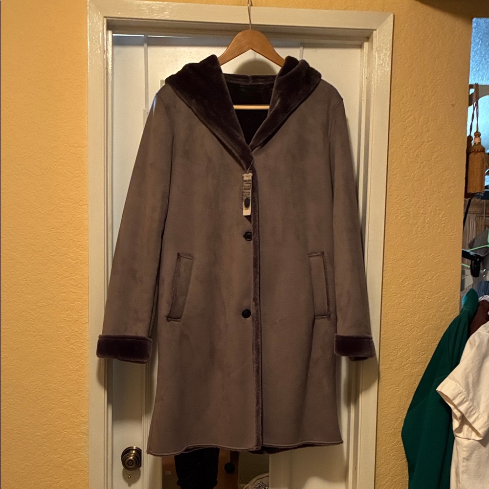 Uniqlo Gray Teddy Jacket with Hood